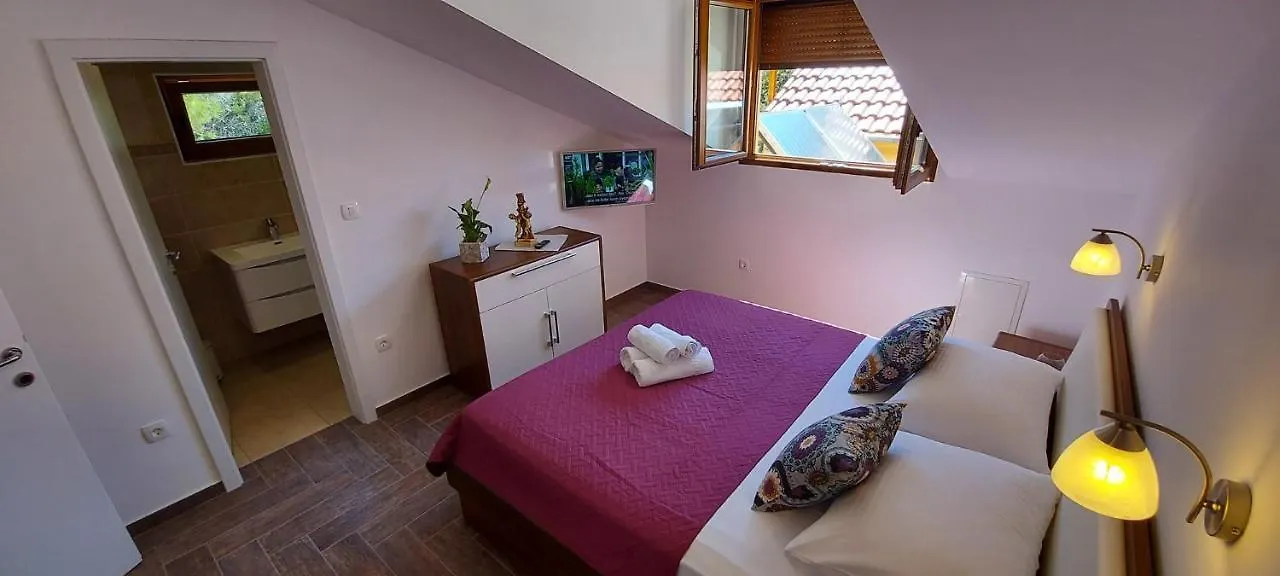Kandarola Resort Kampor Apartment