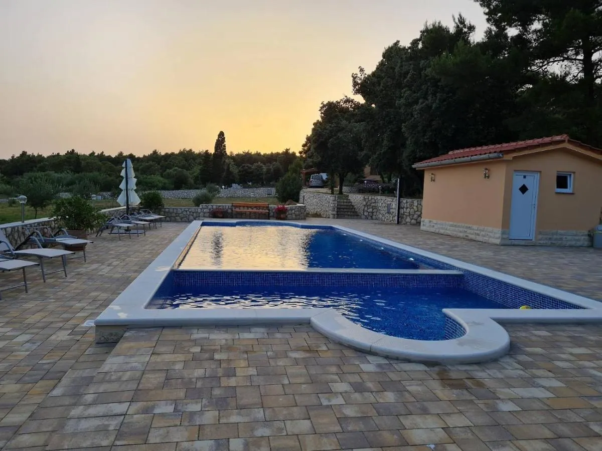 Apartment Kandarola Resort Kampor Croatia